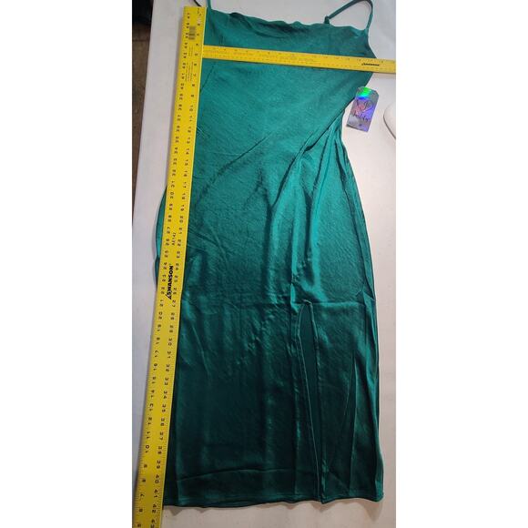 Justify Forest Green Cowl Neck Midi Satin Dress Spaghetti Strap Size M NEW 2719 - Picture 8 of 13